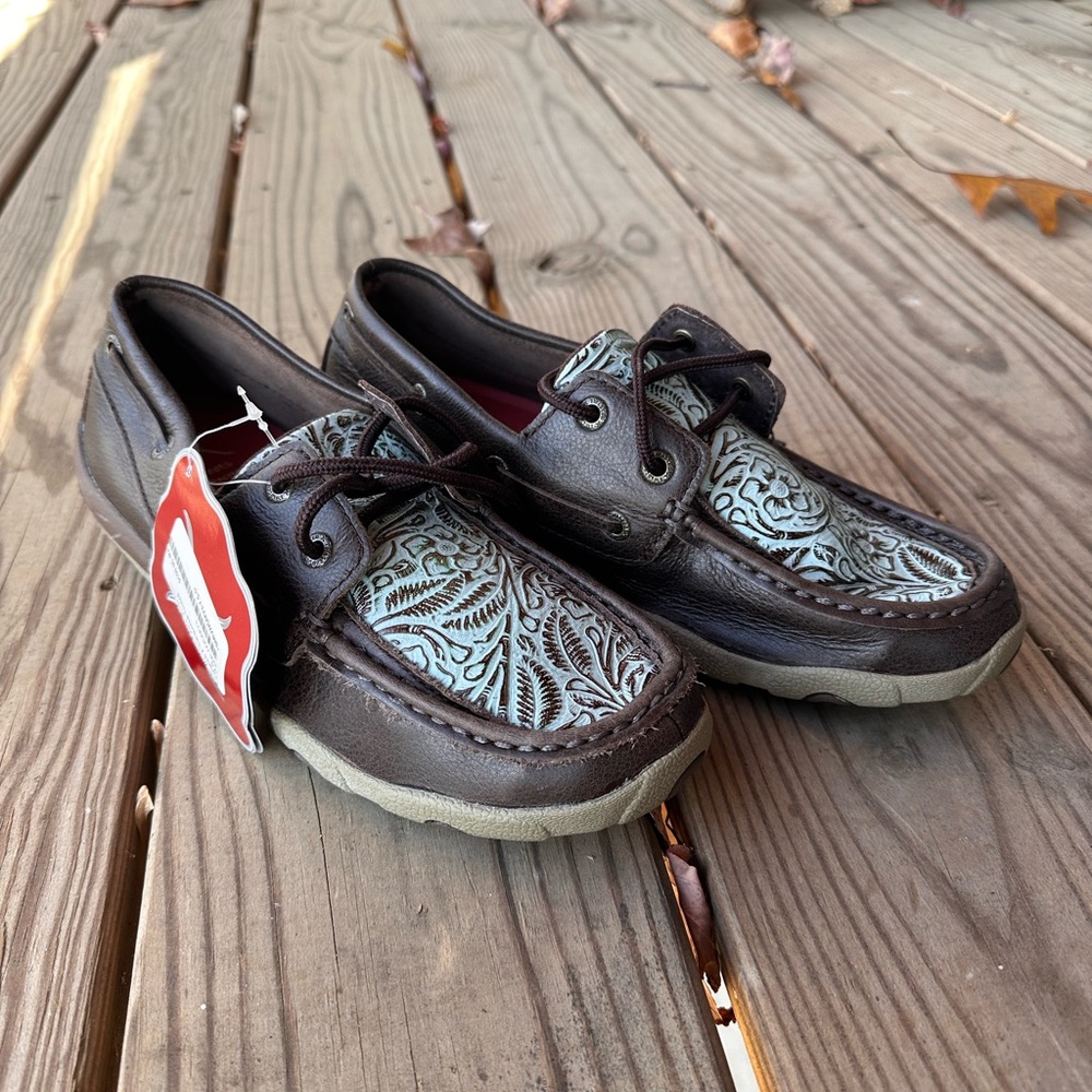 NWT Twisted X Women’s Turquoise Tooled Boat Shoes Size 7.5